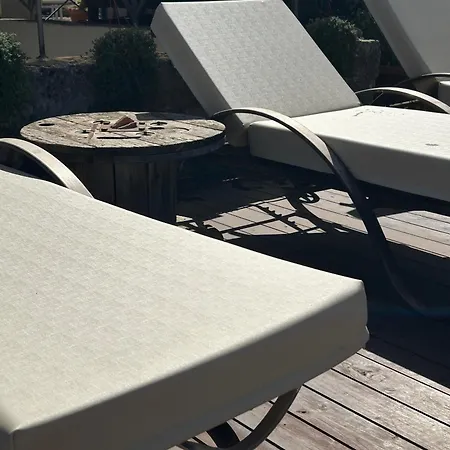 Azzurretta Guest House-3